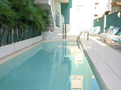 Apartahotel Paradise 3*